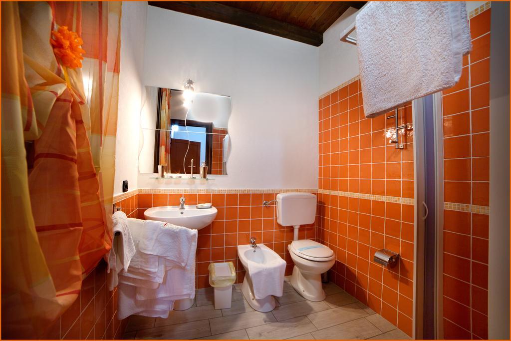 Ai Parchi Dei Parrini Bed and Breakfast Partinico Værelse billede