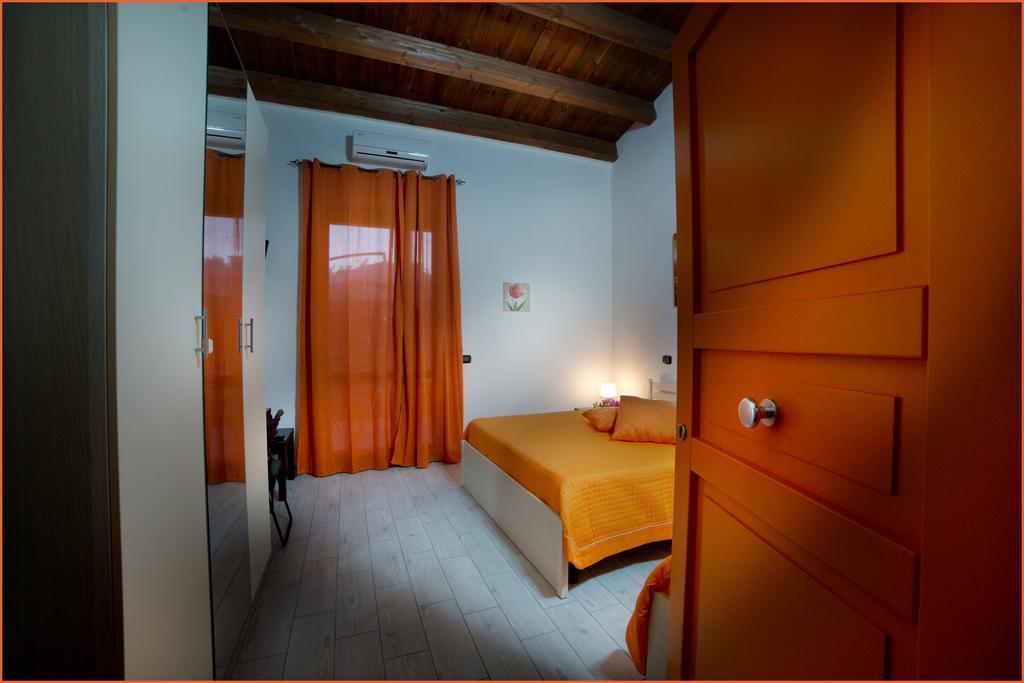Ai Parchi Dei Parrini Bed and Breakfast Partinico Værelse billede