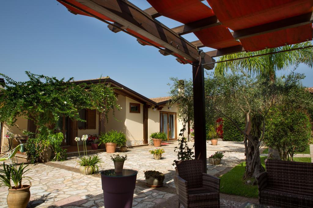 Ai Parchi Dei Parrini Bed and Breakfast Partinico Eksteriør billede